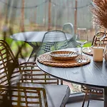 Tinyhouse 2 Pers Met Prive Hottub Holiday home Meerssen