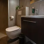 Tinyhouse 2 Pers Met Prive Hottub Дом отдыха *