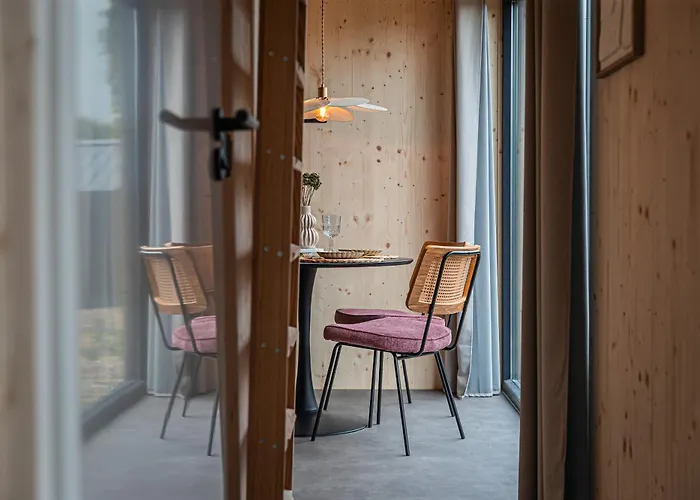 Casa de Férias Tinyhouse 2 Pers Met Hottub Meerssen