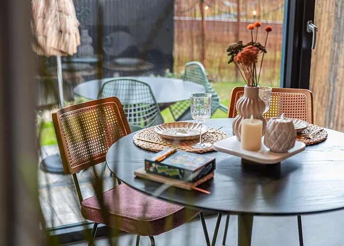 Tinyhouse 2 Pers Met Hottub * Meerssen