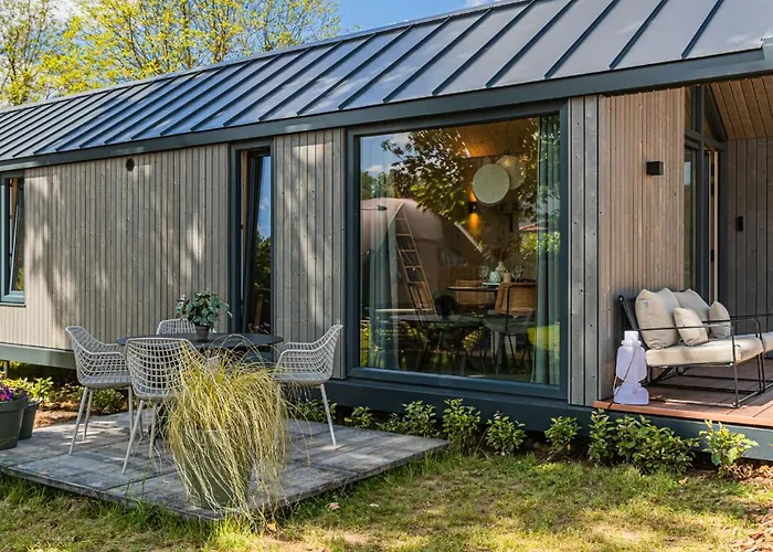 Tinyhouse 2 Pers Met Hottub *