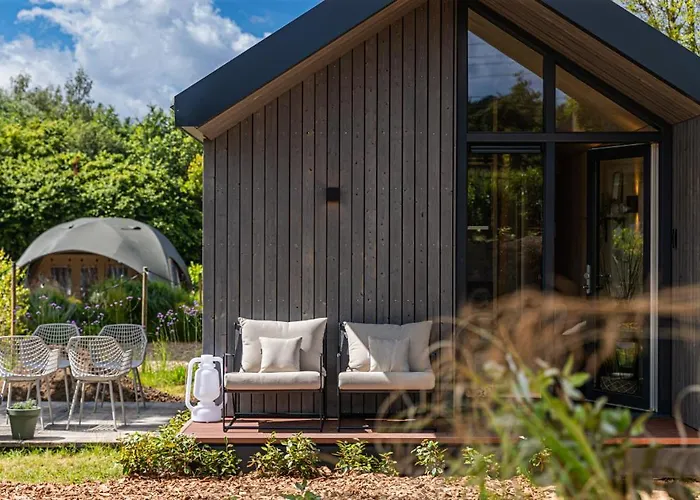 Tinyhouse 2 Pers Met Hottub