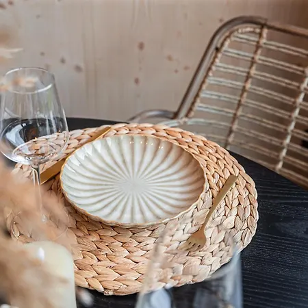 Tinyhouse 2 Pers Met Hottub Meerssen