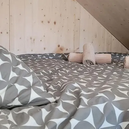 Tinyhouse 2 Pers Met Hottub *