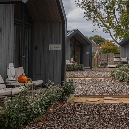Tinyhouse 2 Pers Met Hottub Meerssen