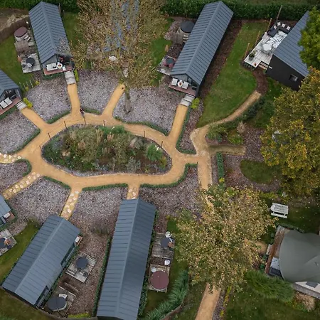 Tinyhouse 2 Pers Met Hottub Hébergement de vacances